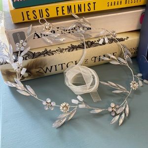 Floral Crystal Hair Vine— Like New